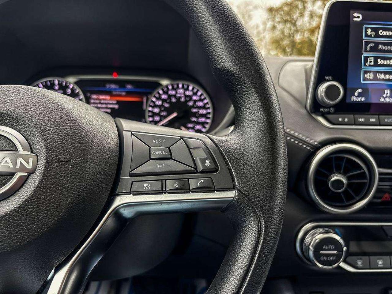 2024 Nissan Sentra SV Photo