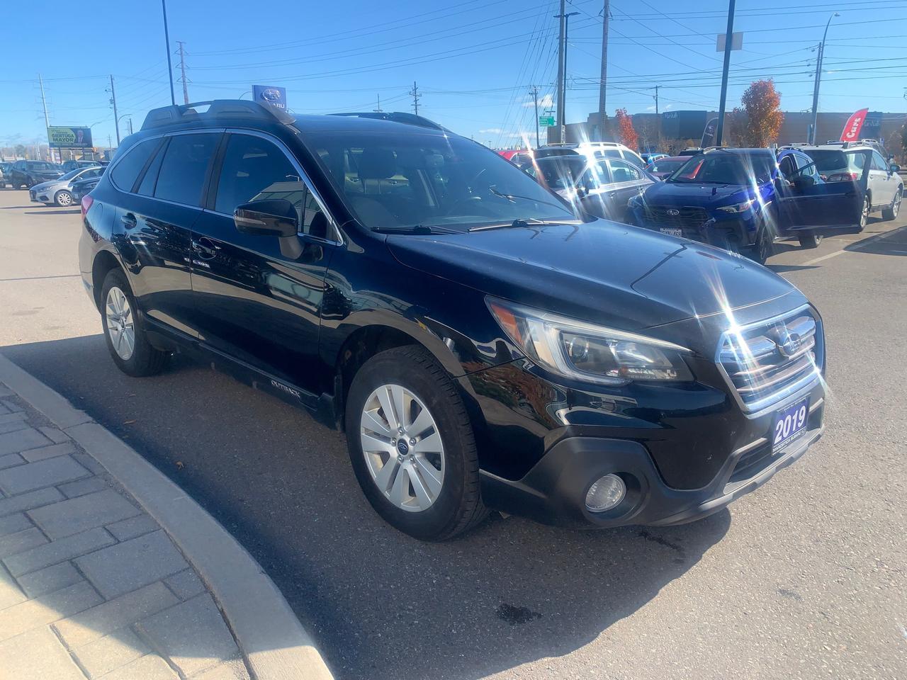 2019 Subaru Outback 3.6R Touring (CVT) 4dr All-Wheel Drive Photo2