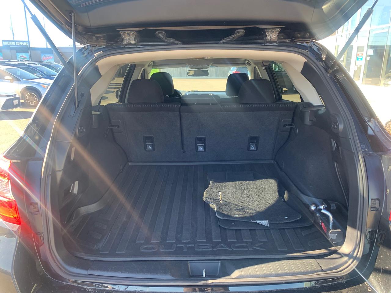 2019 Subaru Outback 3.6R Touring (CVT) 4dr All-Wheel Drive Photo