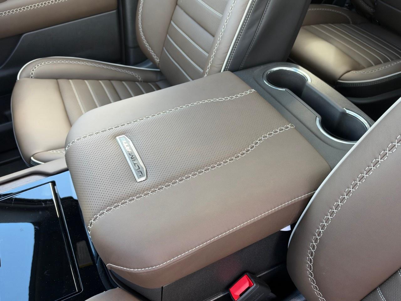2027 GMC Yukon 4WD 4dr Denali Ultimate Photo