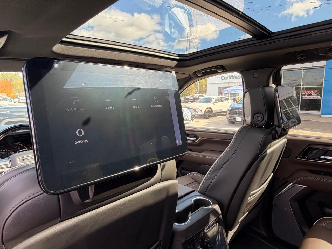 2027 GMC Yukon 4WD 4dr Denali Ultimate Photo