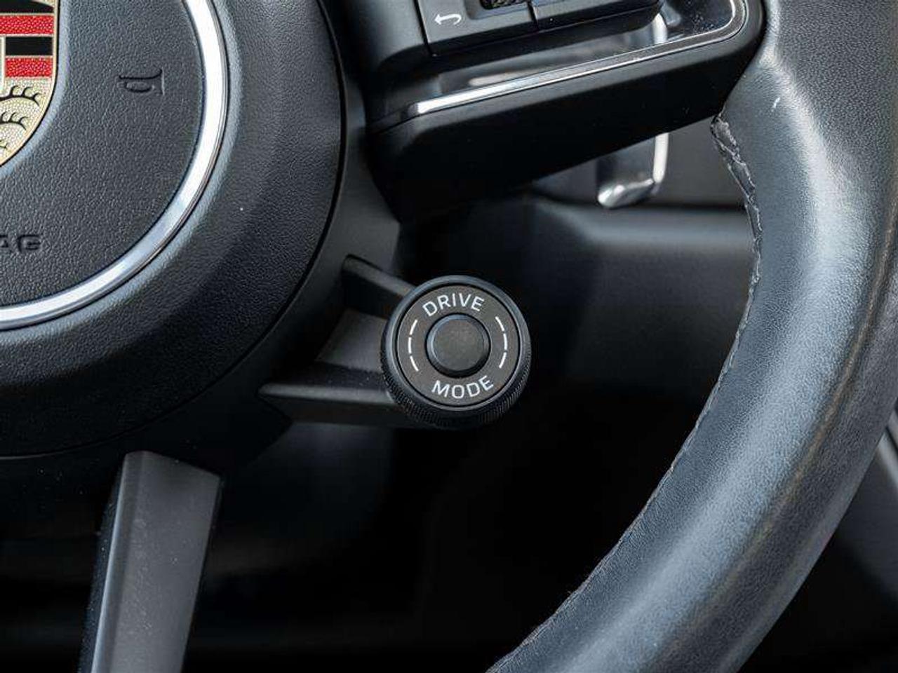 2023 Porsche Macan AWD Premium Pkg Plus Sport Chrono Pkg Sport Tailpipes in Black Surround View Photo
