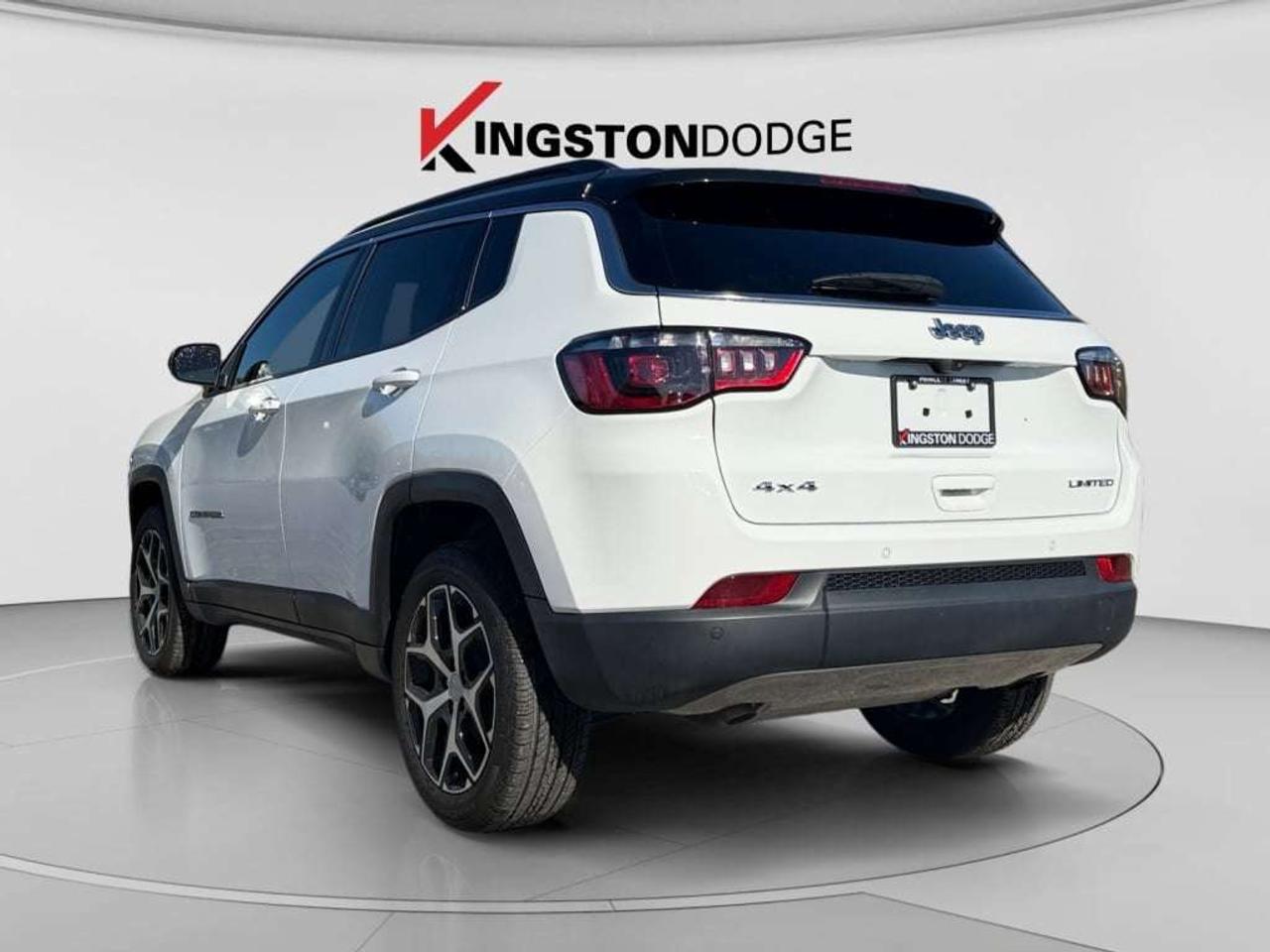 2024 Jeep Compass Limited 4WD Photo2