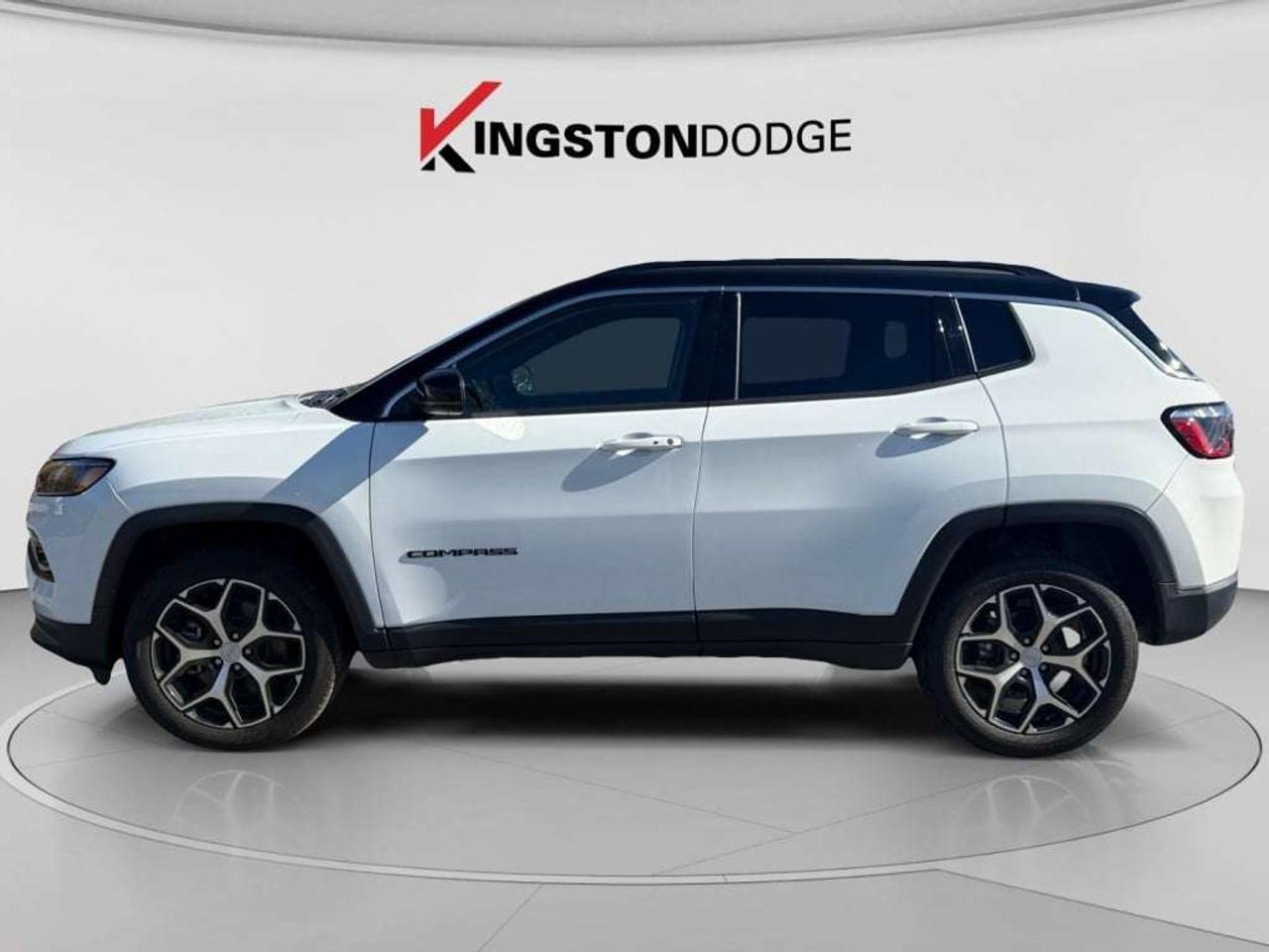 2024 Jeep Compass Limited 4WD Photo1