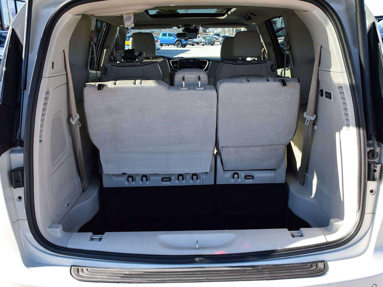 2021 Chrysler Pacifica Limited ~Nav ~Cam ~Leather ~Moonroof ~Blind Spot Photo