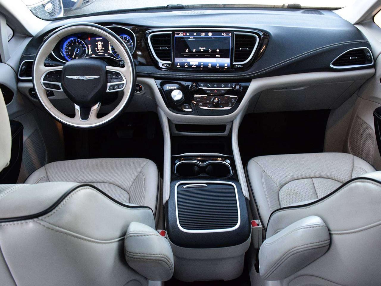 2021 Chrysler Pacifica Limited ~Nav ~Cam ~Leather ~Moonroof ~Blind Spot Photo
