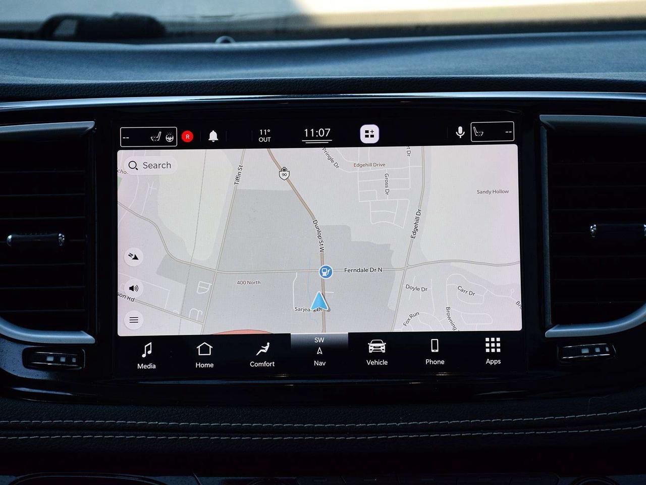 2021 Chrysler Pacifica Limited ~Nav ~Cam ~Leather ~Moonroof ~Blind Spot Photo