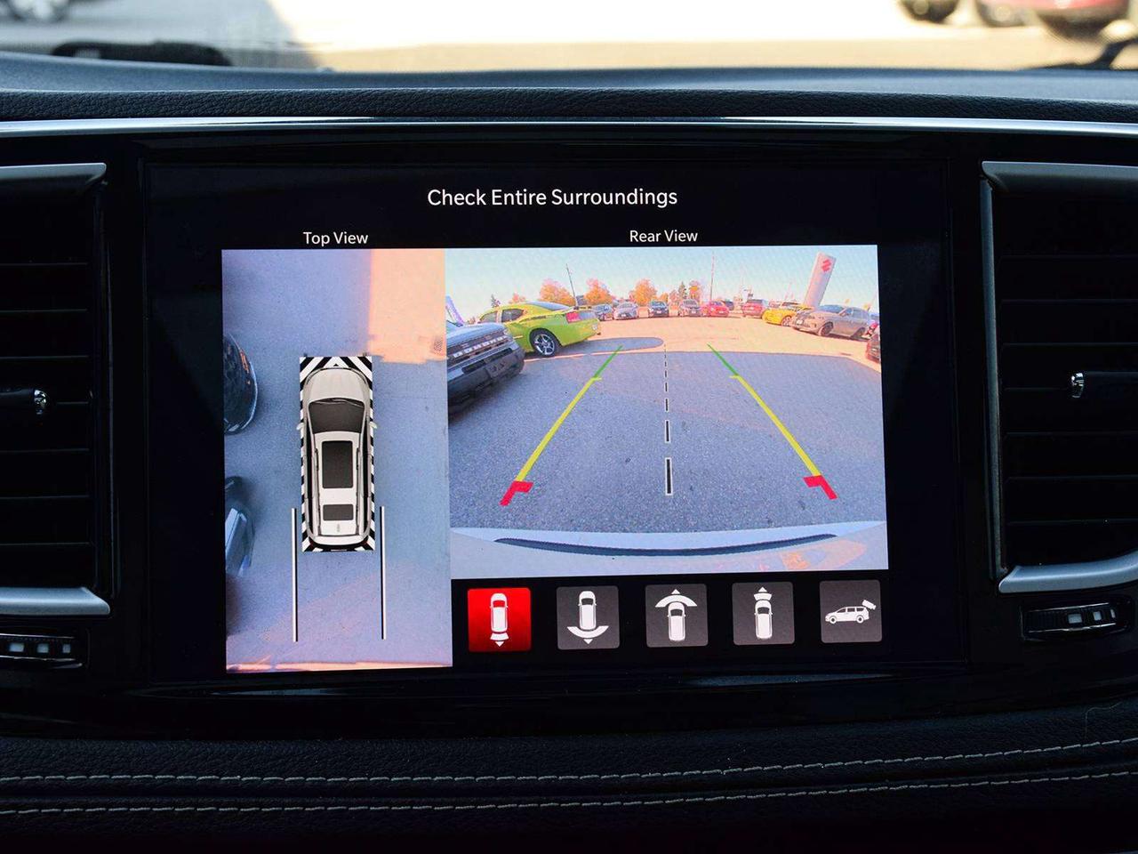 2021 Chrysler Pacifica Limited ~Nav ~Cam ~Leather ~Moonroof ~Blind Spot Photo