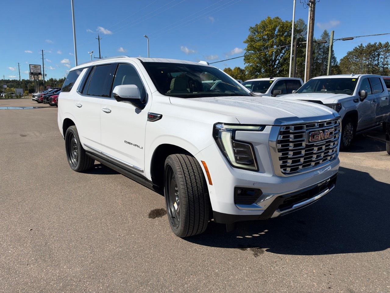 2027 GMC Yukon 4WD 4dr Denali Photo2