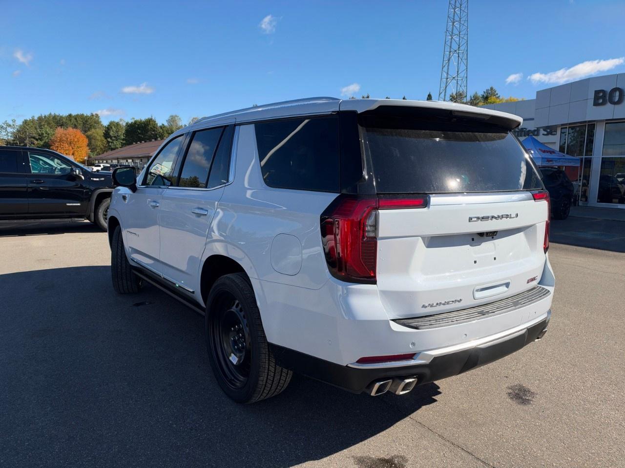 2027 GMC Yukon 4WD 4dr Denali Photo