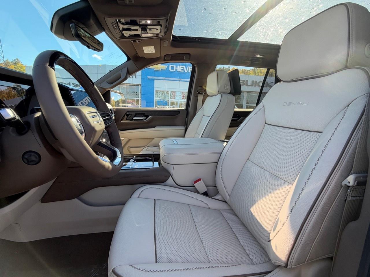 2027 GMC Yukon 4WD 4dr Denali Photo