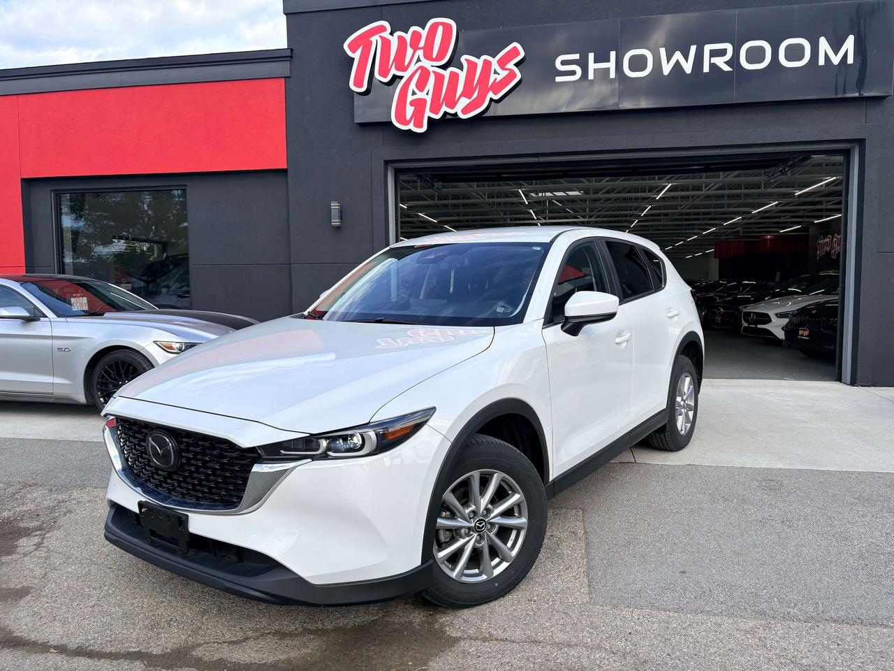 2024 Mazda CX-5 GS AWD   Htd Leather   ACC   Power Hatch Photo0