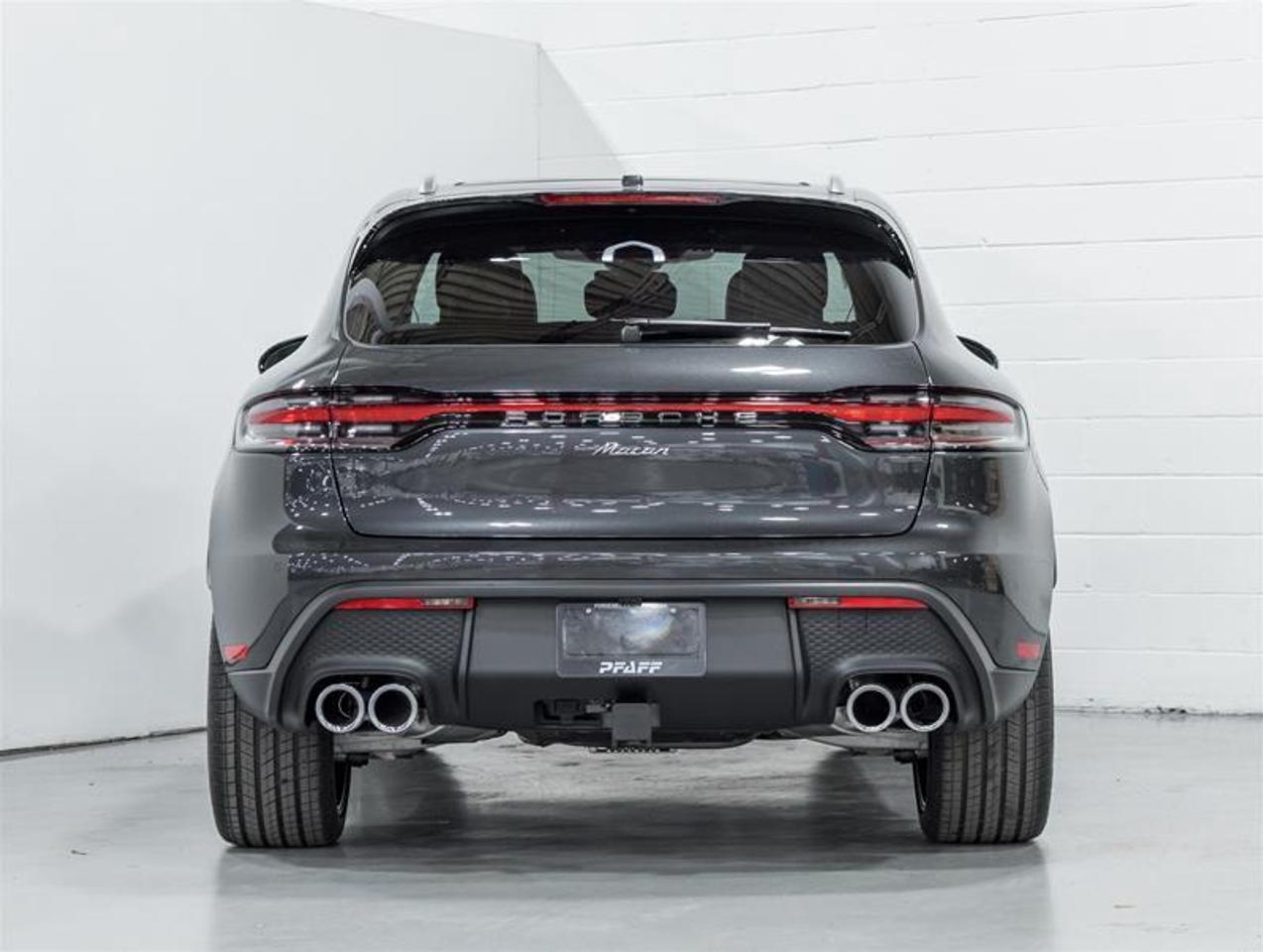 2026 Porsche Macan  Photo