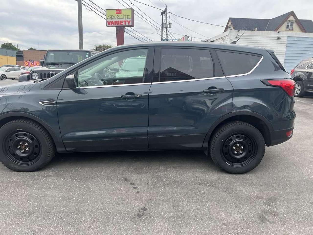2019 Ford Escape SE 4dr 4wheel Drive Automatic Photo
