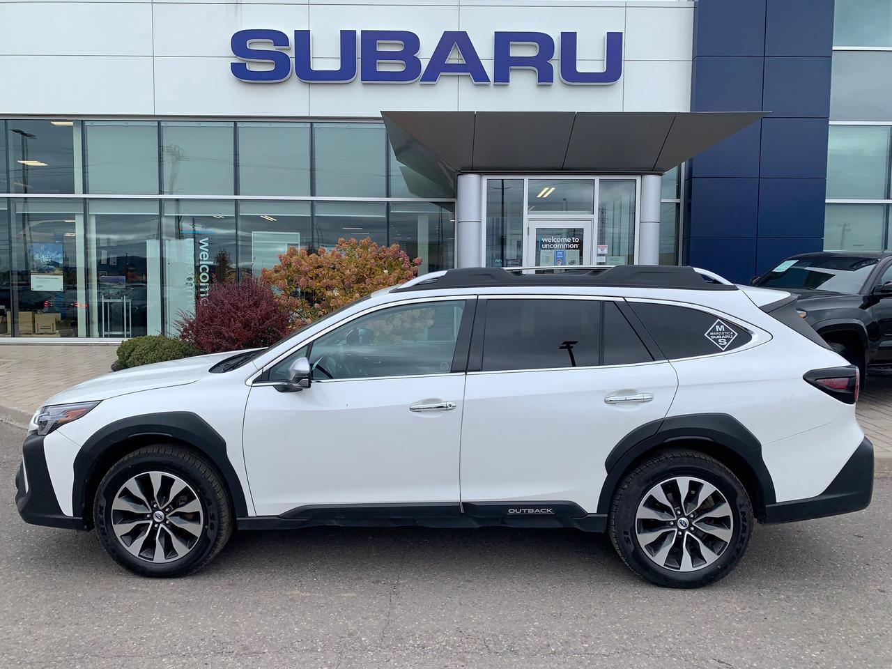 2023 Subaru Outback Premier XT 4dr All-Wheel Drive Photo5