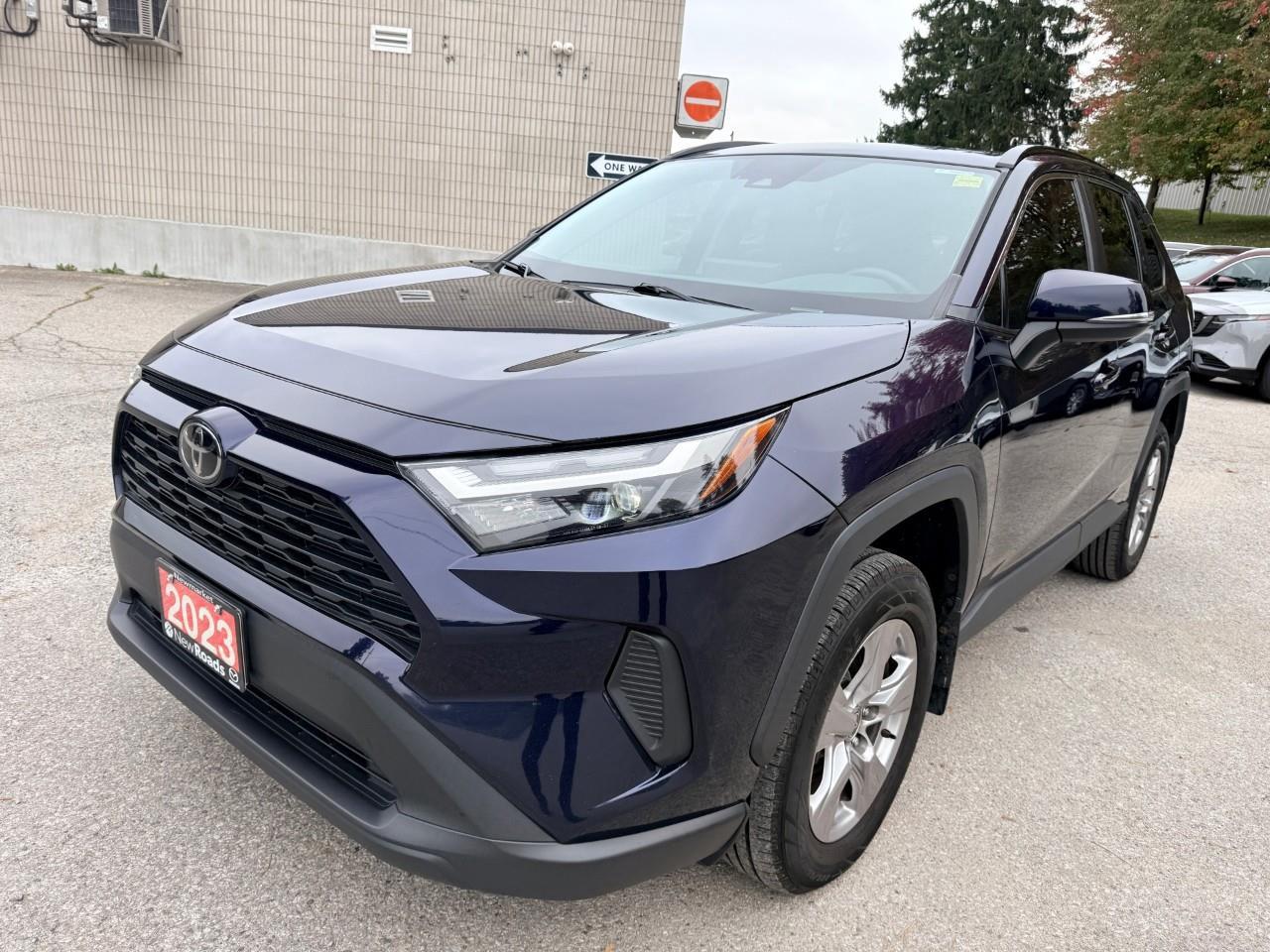 2023 Toyota RAV4 XLE 4dr All-wheel Drive Photo