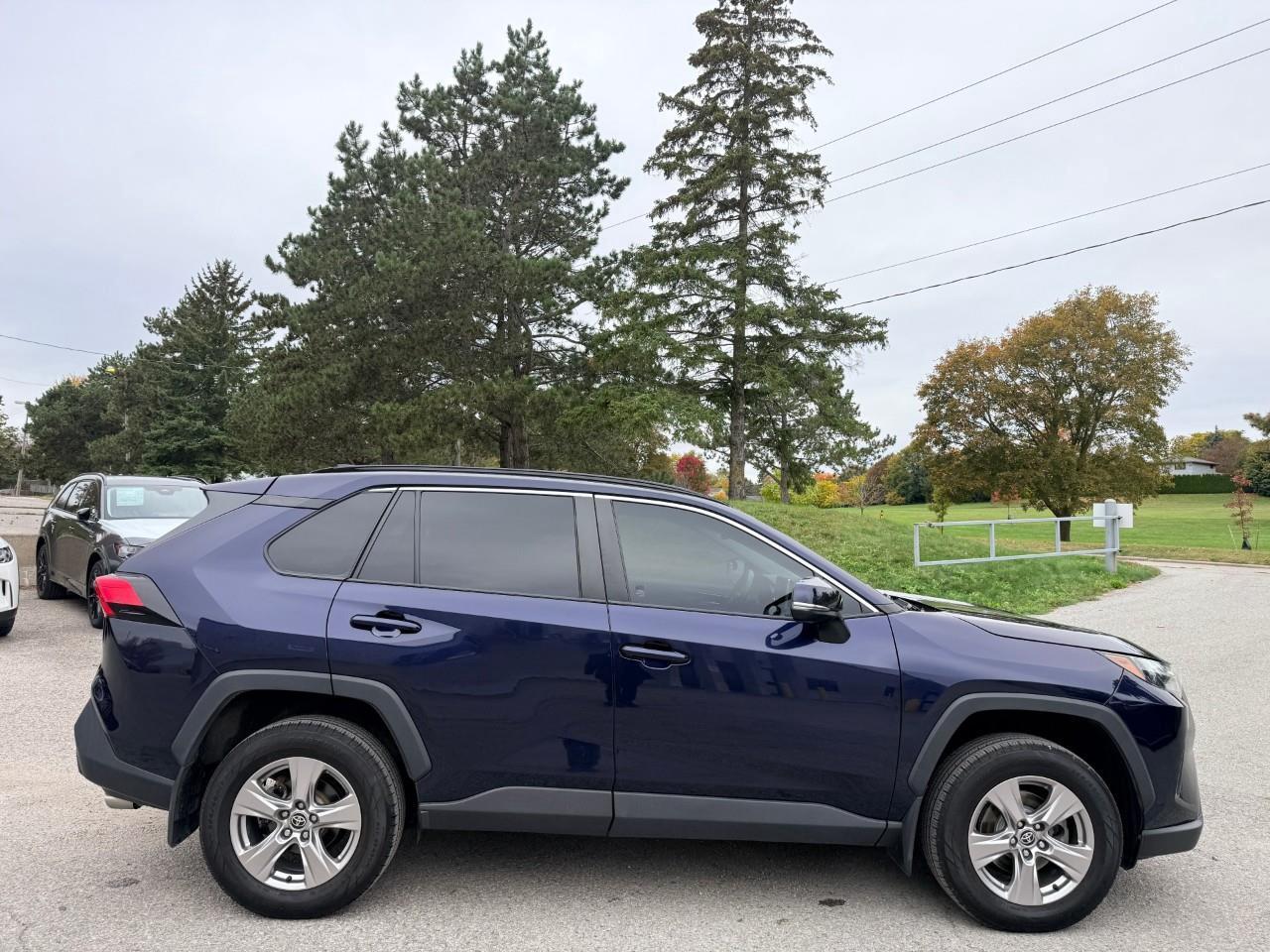 2023 Toyota RAV4 XLE 4dr All-wheel Drive Photo