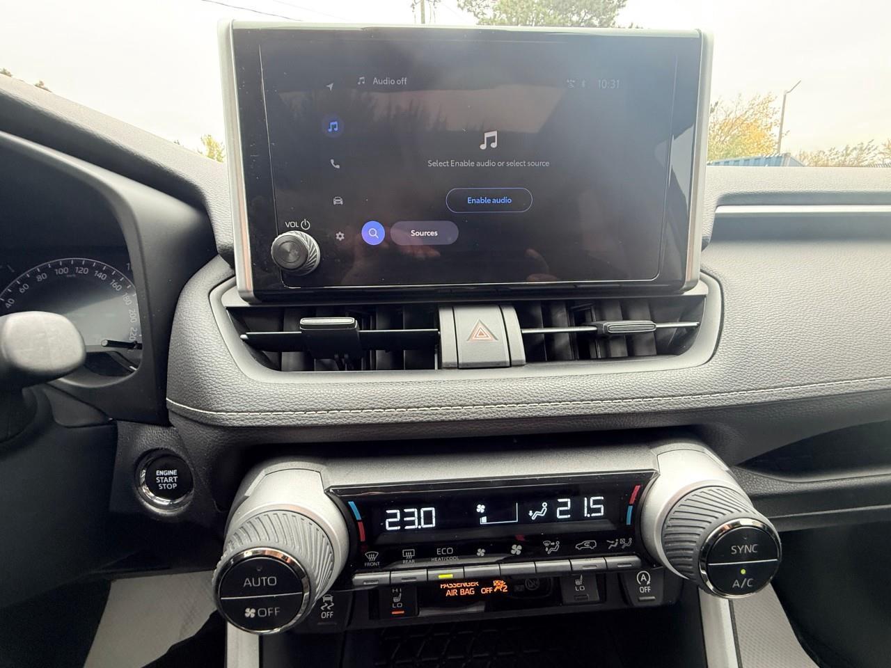 2023 Toyota RAV4 XLE 4dr All-wheel Drive Photo