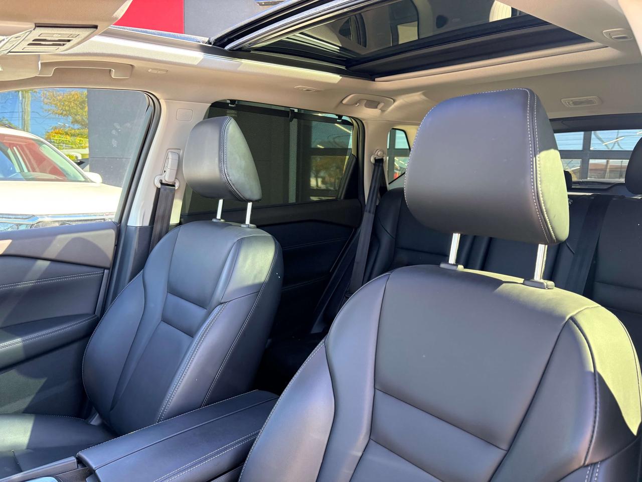 2023 Nissan Rogue Midnight Edition   AWD   Leather   Panoroof   ACC Photo