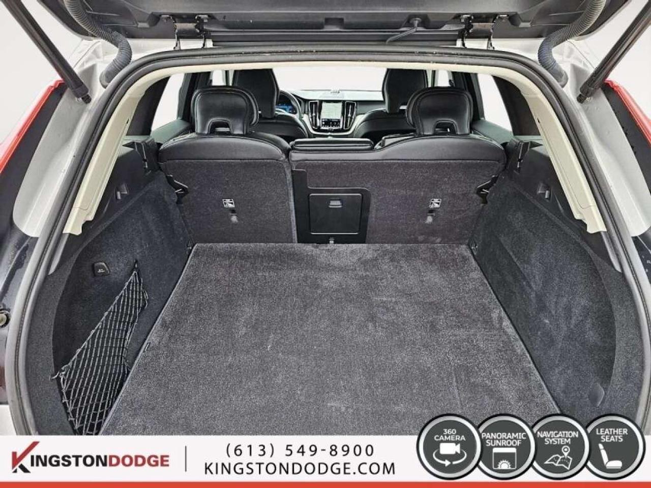 2022 Volvo XC60 Inscription AWD Photo