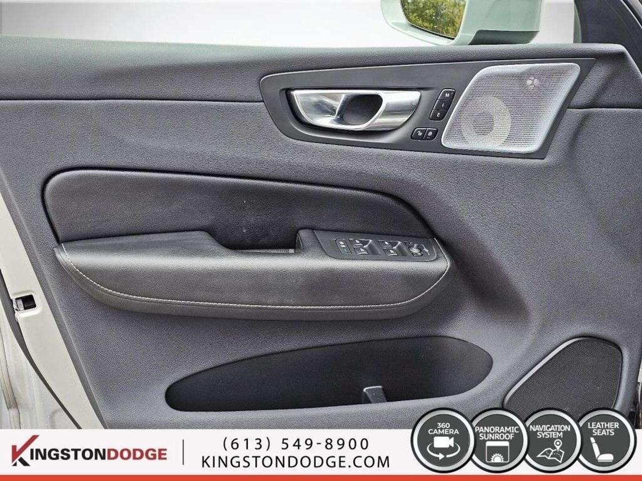 2022 Volvo XC60 Inscription AWD Photo