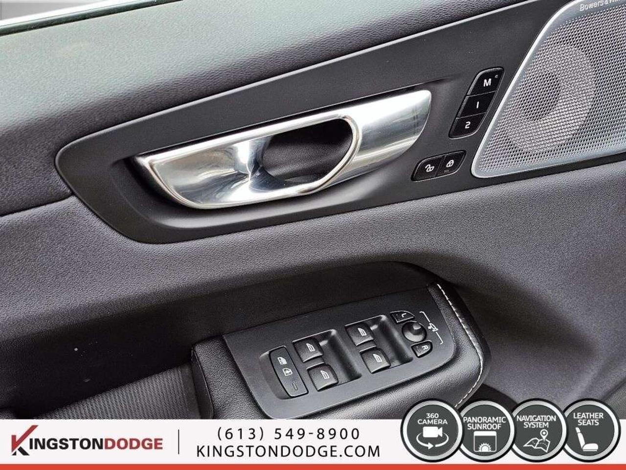 2022 Volvo XC60 Inscription AWD Photo