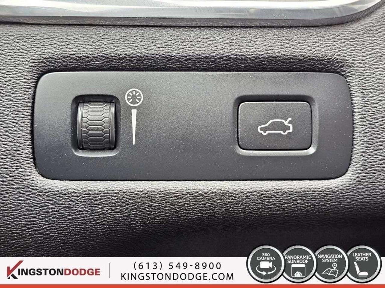 2022 Volvo XC60 Inscription AWD Photo