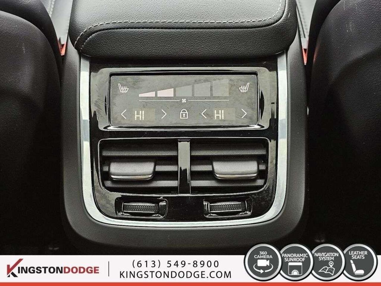 2022 Volvo XC60 Inscription AWD Photo