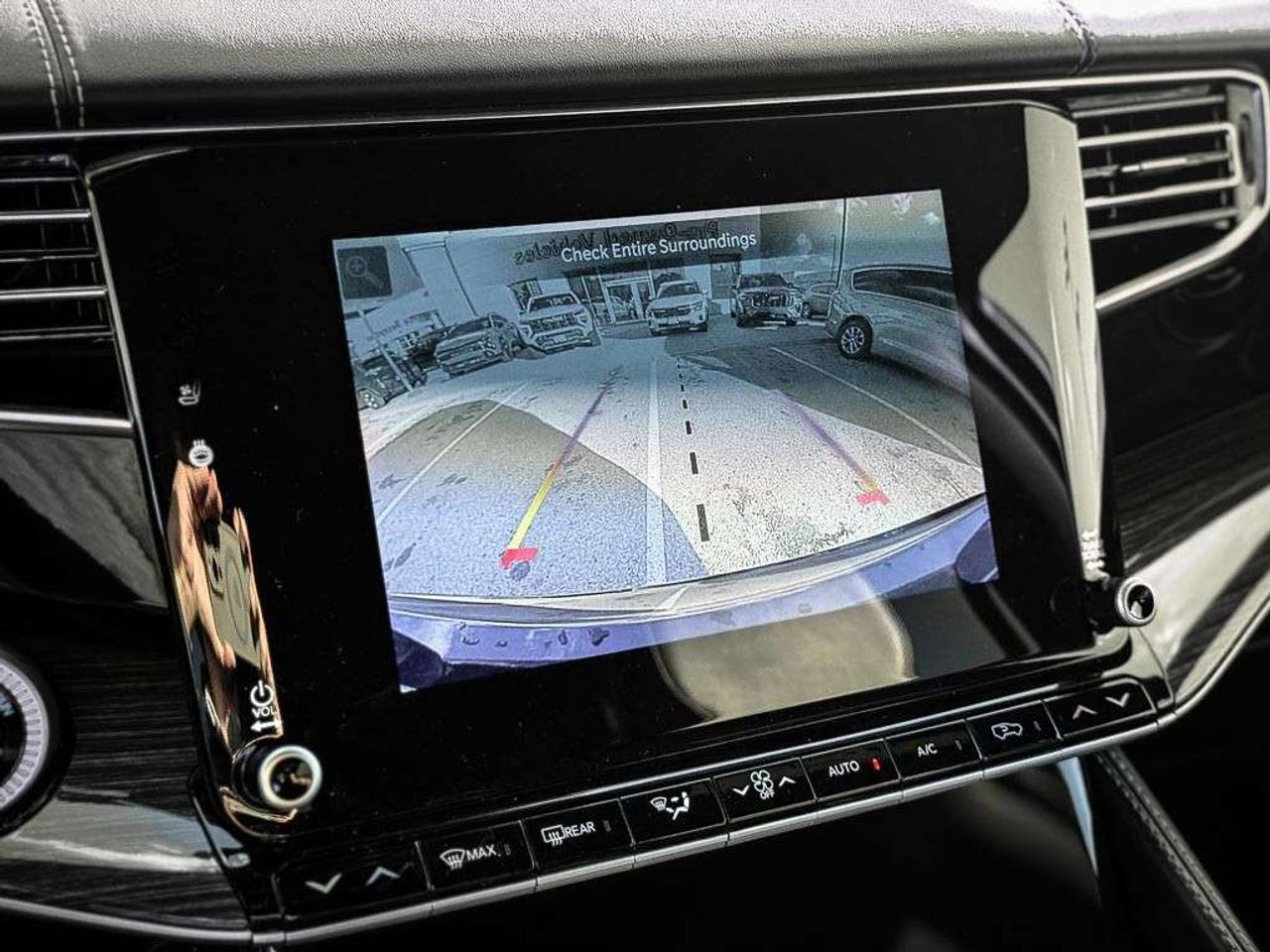 2022 Jeep Wagoneer Series II   3-PANEL SUNROOF   HEATED/VENTED LTHR Photo