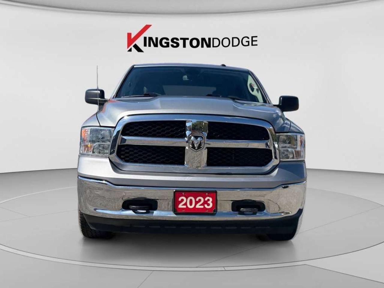 2023 RAM 1500 SLT 4WD   5.7L HEMI V8! Photo
