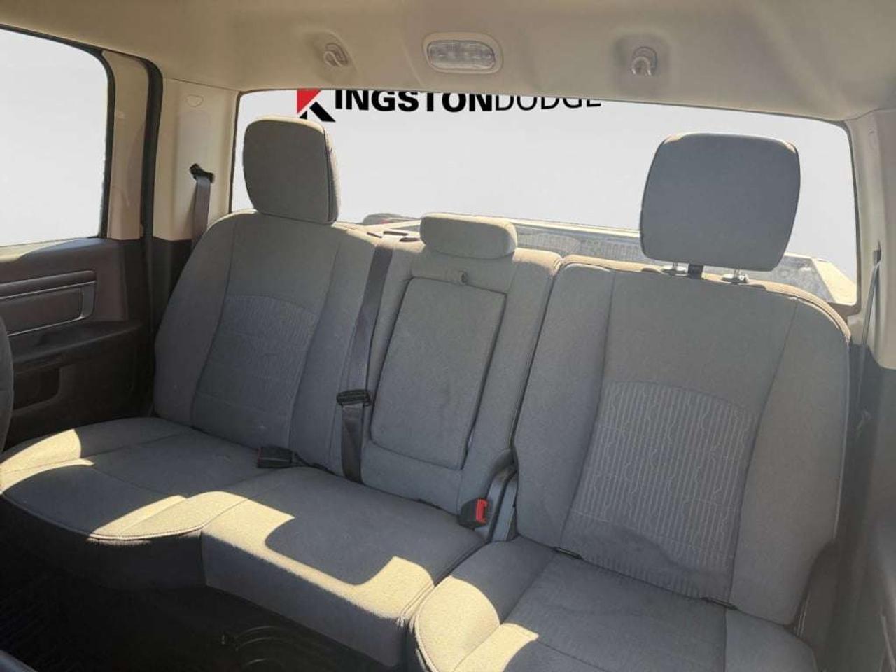 2023 RAM 1500 SLT 4WD   5.7L HEMI V8! Photo