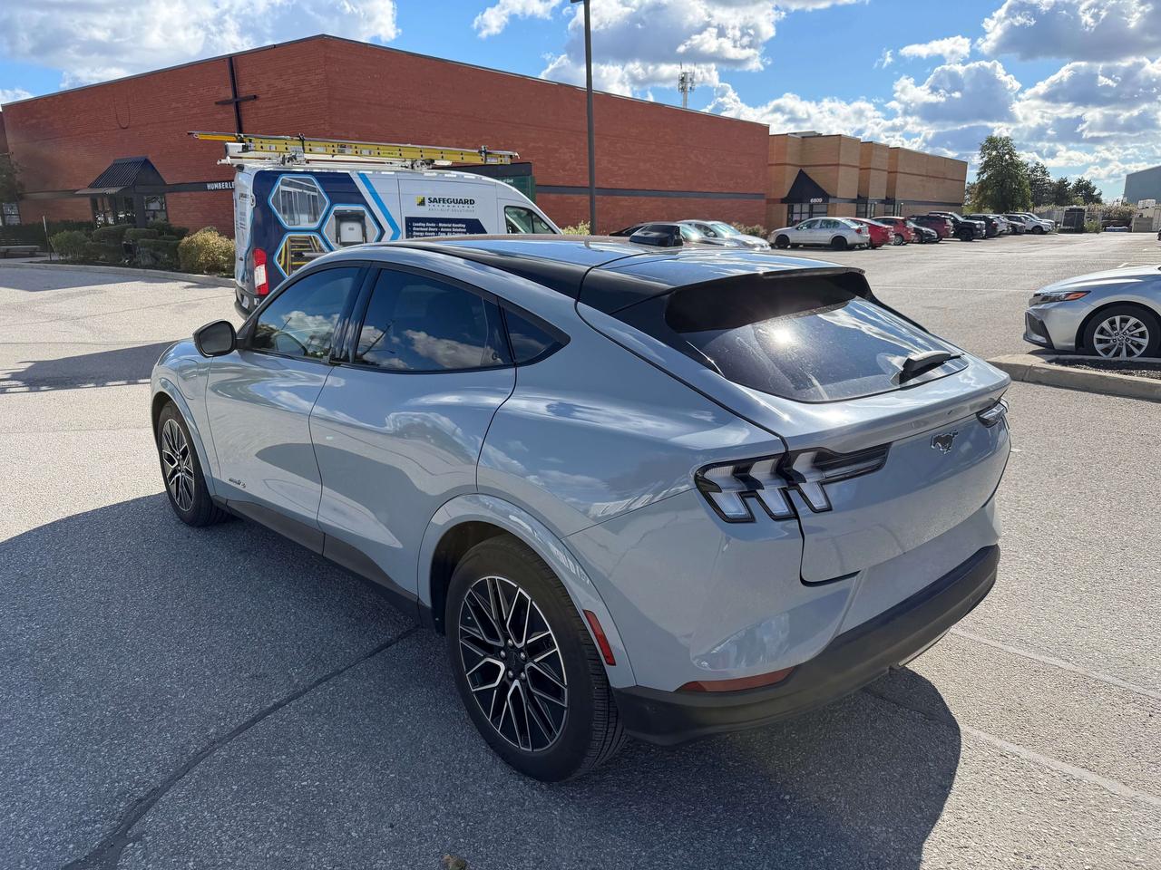 2025 Ford Mustang Mach-E PREMIUM AWD SUNROOF TECH PKG LONG RANGE BATTERY Photo