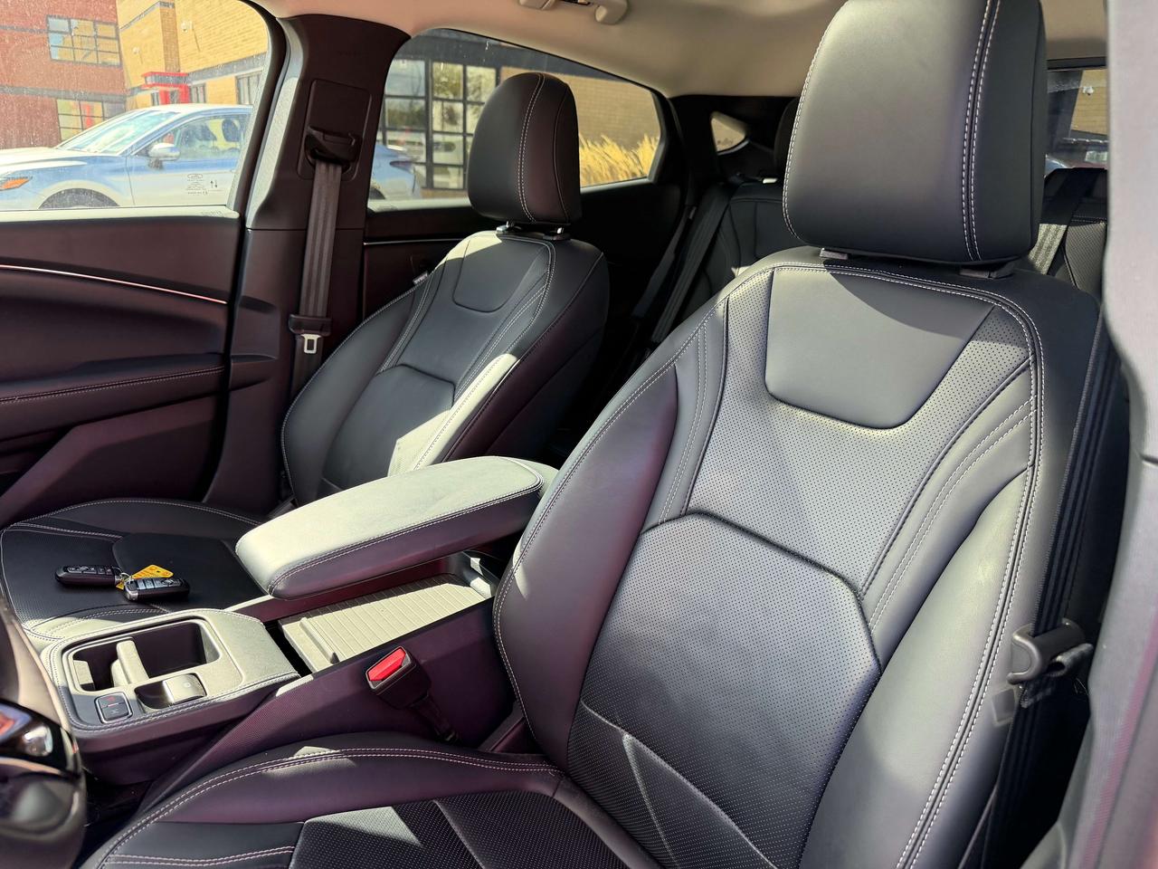 2025 Ford Mustang Mach-E PREMIUM AWD SUNROOF TECH PKG LONG RANGE BATTERY Photo