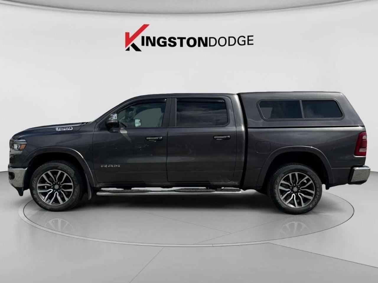 2022 RAM 1500 Laramie 4WD   5.7L HEMI V8   ReadyLIFT Photo5