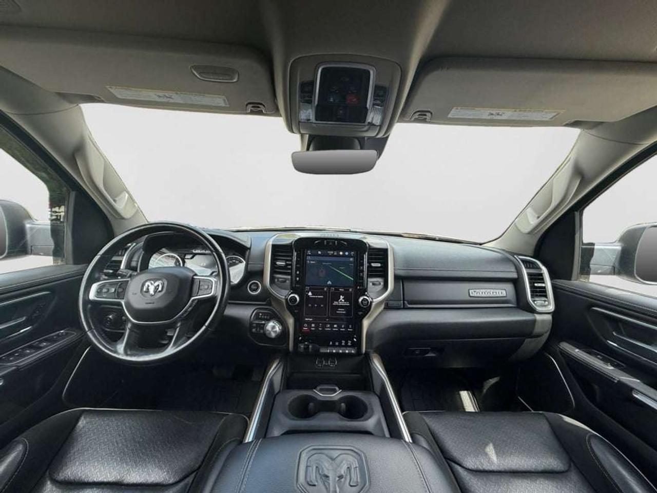2022 RAM 1500 Laramie 4WD   5.7L HEMI V8   ReadyLIFT Photo