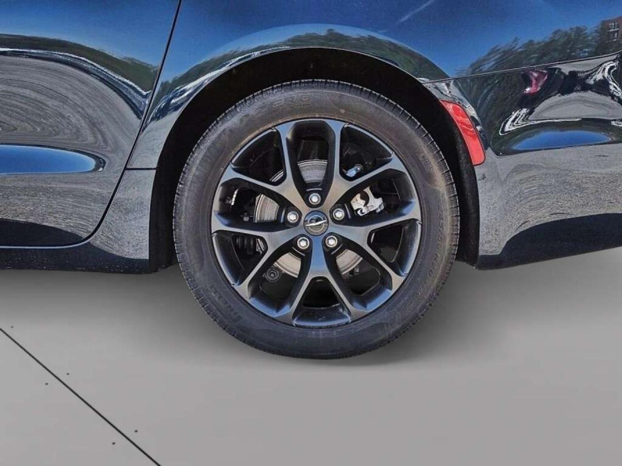 2024 Chrysler Pacifica Limited   Service Loaner Vehicle Photo