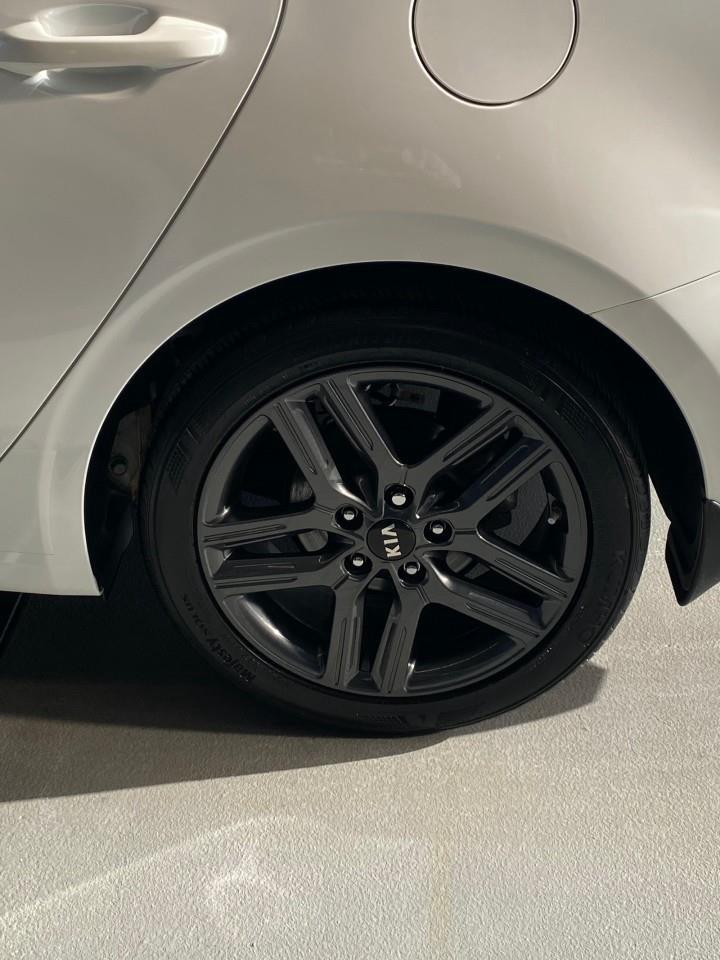 2021 Kia Forte EX Premium 4dr Sedan Photo