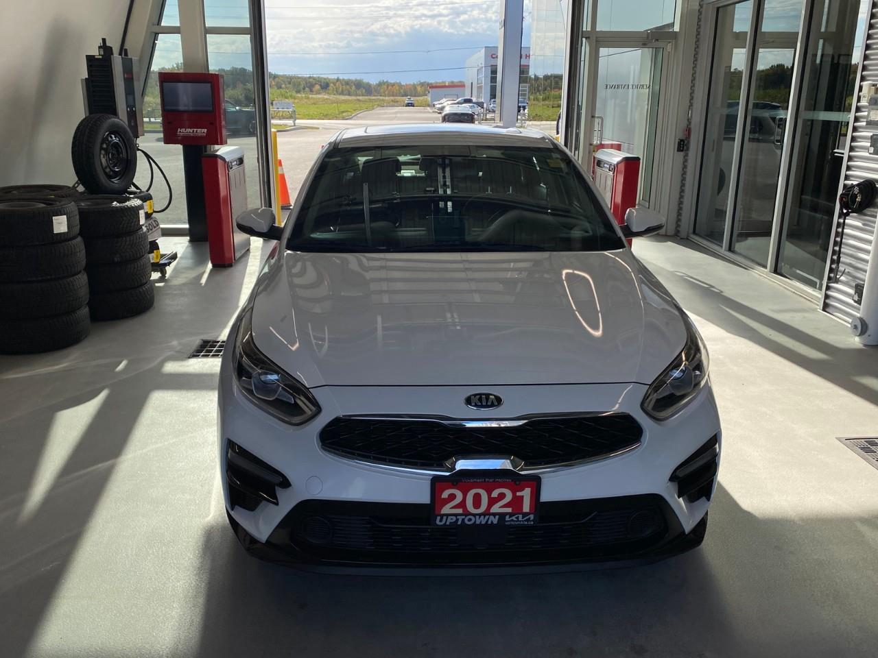 2021 Kia Forte EX Premium 4dr Sedan Photo5