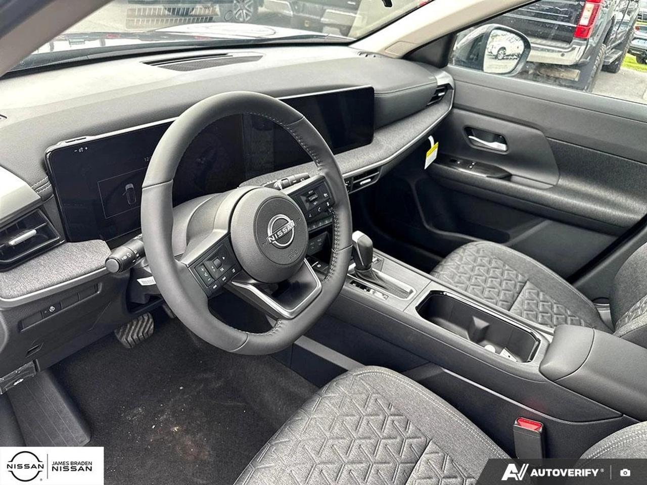 2027 Nissan Kicks SV AWD Photo