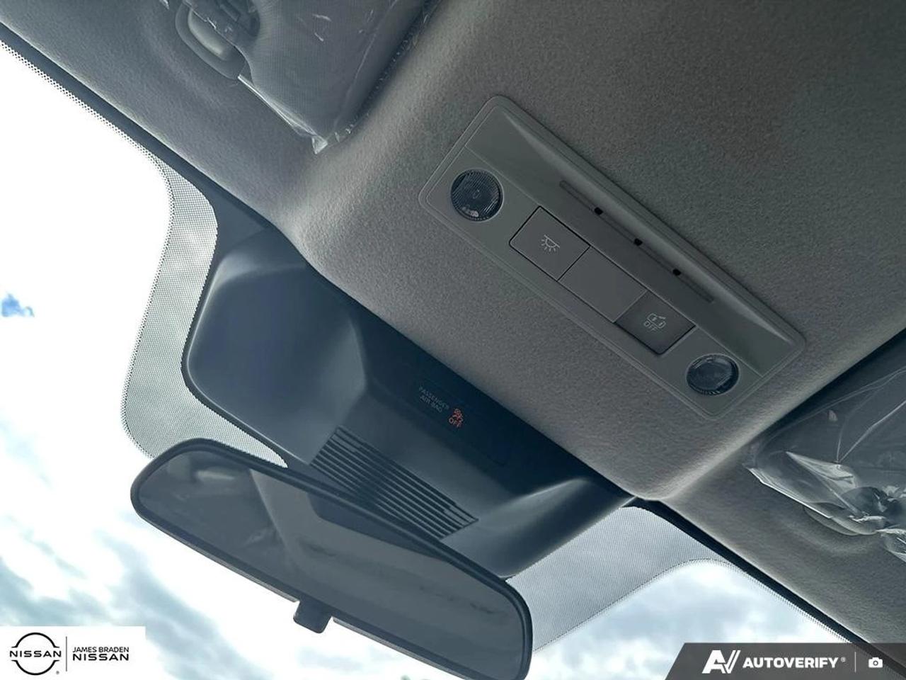 2027 Nissan Kicks SV AWD Photo