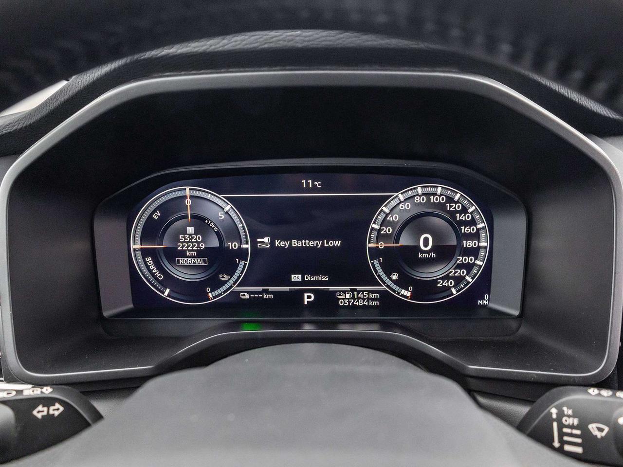 2023 Mitsubishi Outlander ES Photo