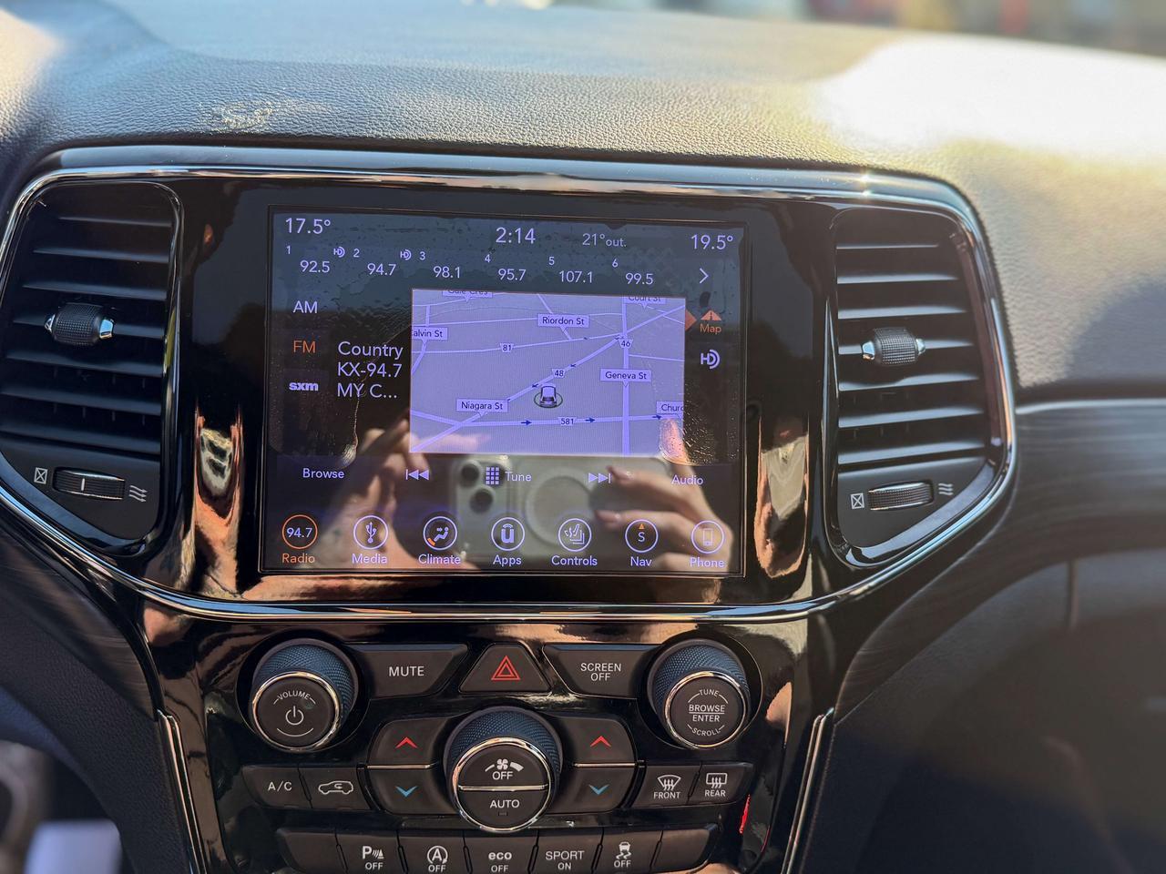 2019 Jeep Grand Cherokee ALTITUDE/4X4/ACCIENT FREE/HEATED SEATS/REMOTE/ROOF Photo