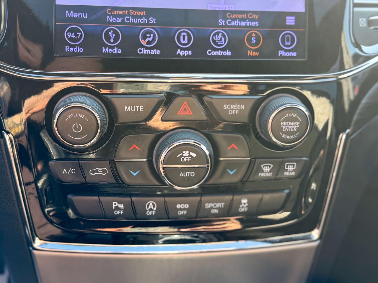 2019 Jeep Grand Cherokee ALTITUDE/4X4/ACCIENT FREE/HEATED SEATS/REMOTE/ROOF Photo