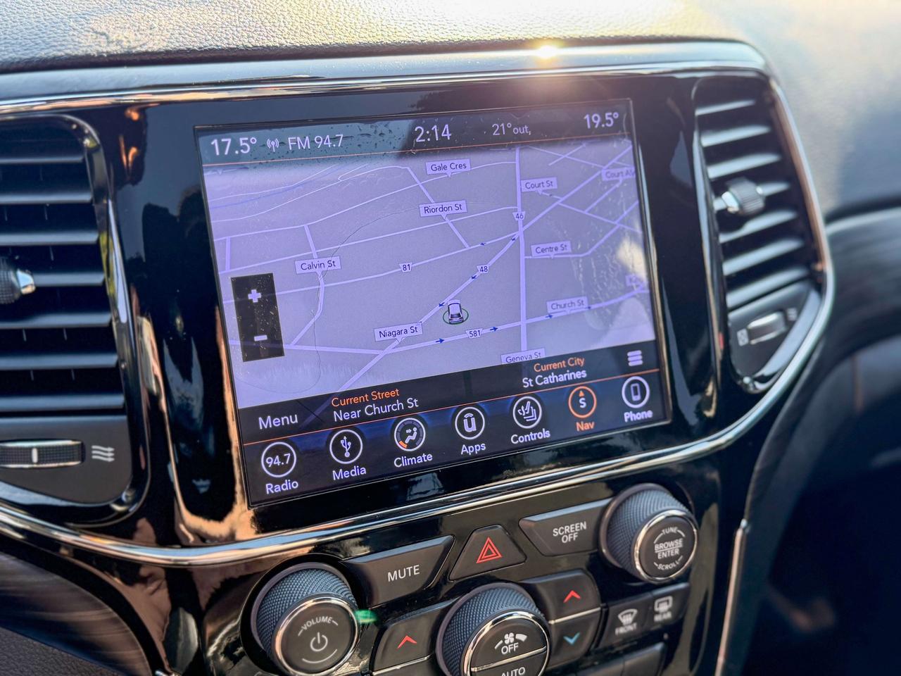 2019 Jeep Grand Cherokee ALTITUDE/4X4/ACCIENT FREE/HEATED SEATS/REMOTE/ROOF Photo