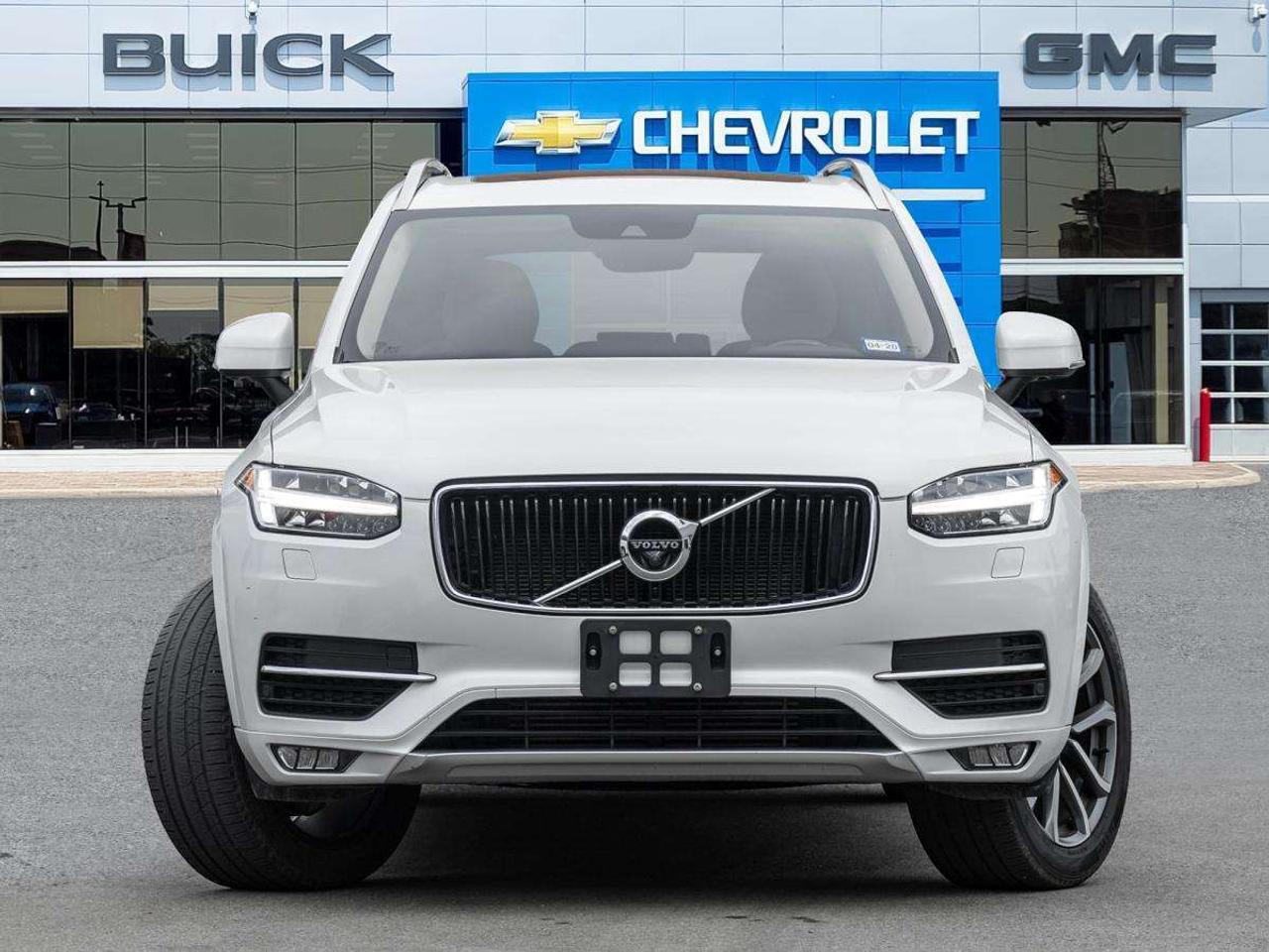 2016 Volvo XC90 AWD 5dr T6 Momentum Photo
