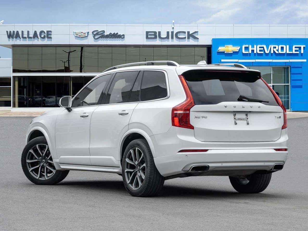 2016 Volvo XC90 AWD 5dr T6 Momentum Photo