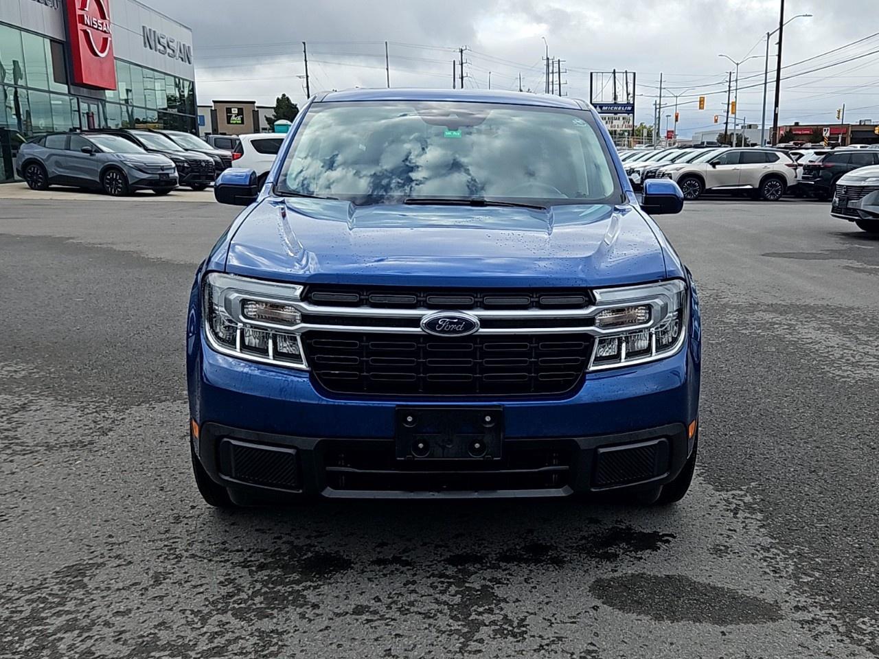 2023 Ford Maverick LARIAT FWD SuperCrew Photo5