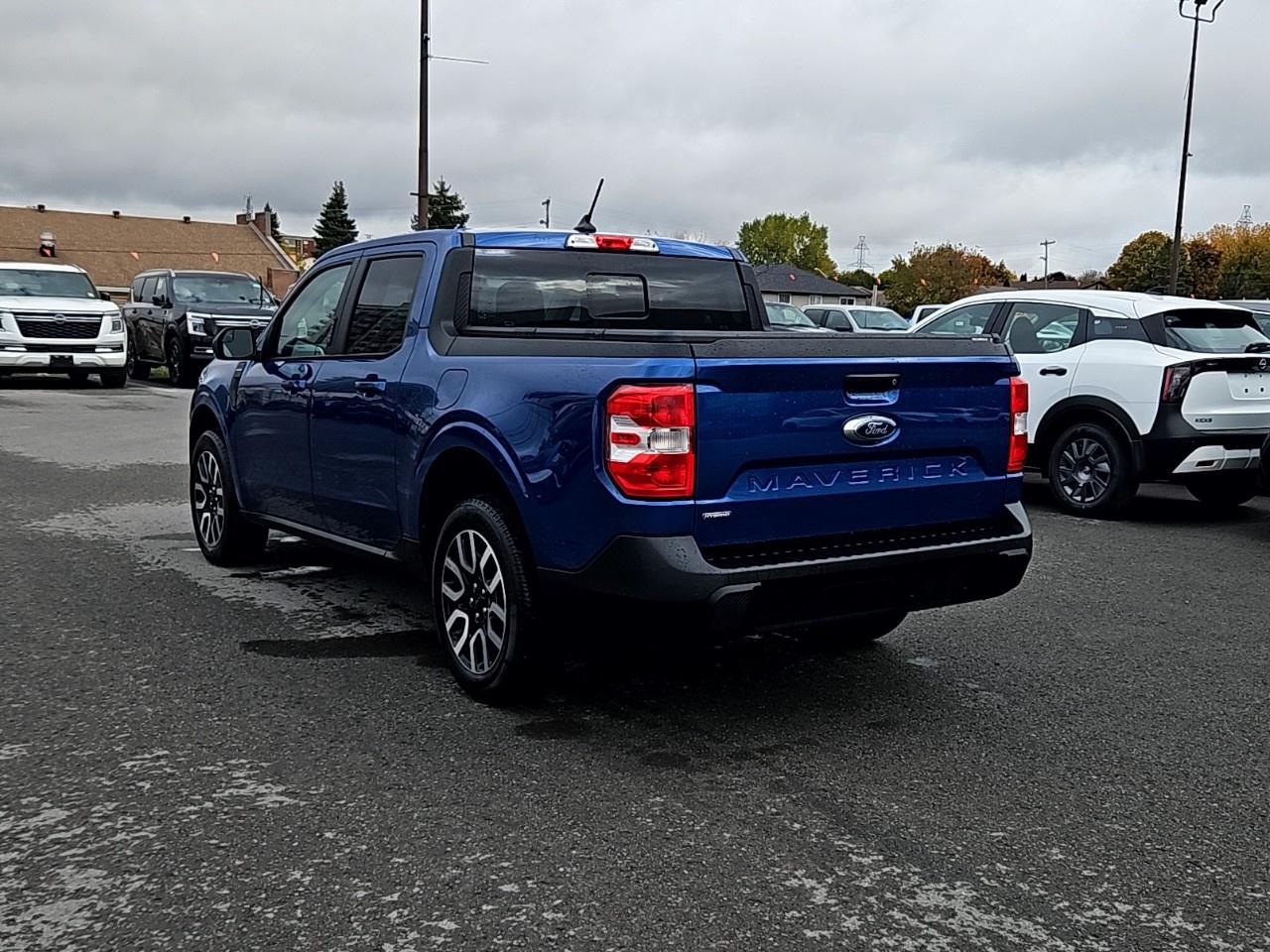 2023 Ford Maverick LARIAT FWD SuperCrew Photo