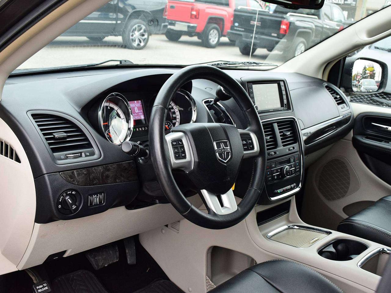 2015 Dodge Grand Caravan Crew Plus ~Nav ~Cam ~Sunroof ~Leather ~Blind Spot Photo