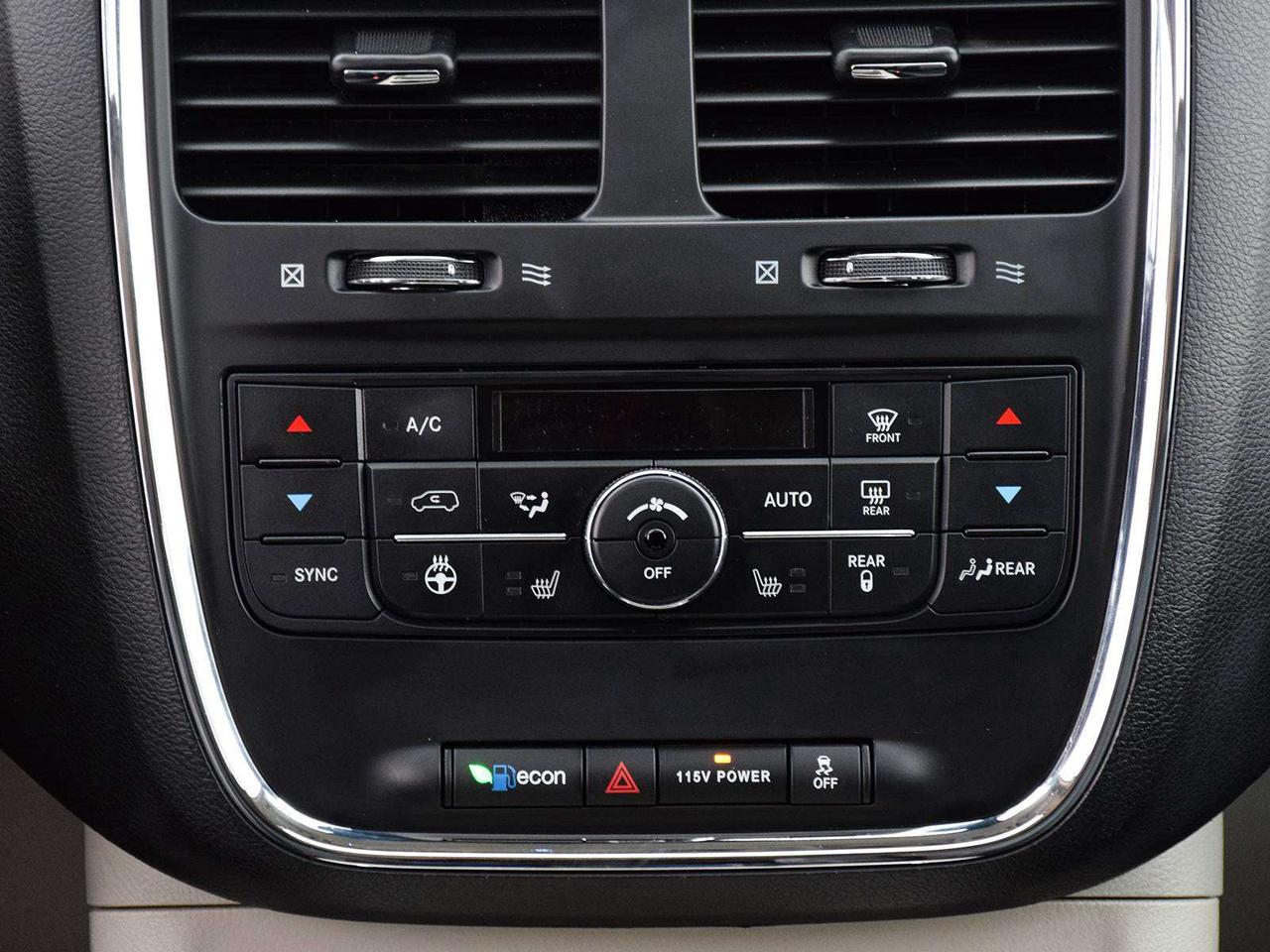 2015 Dodge Grand Caravan Crew Plus ~Nav ~Cam ~Sunroof ~Leather ~Blind Spot Photo